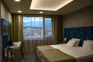 Отель Grand Hotel Shumen Шумен Представительский двухместный номер с 1 кроватью, бесплатная парковка-3