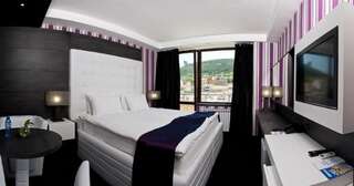 Отель Grand Hotel Shumen Шумен Представительский двухместный номер с 1 кроватью и балконом-6